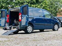Blau Gebraucht 2007 Citroën Jumpy Van / Kleinbus | 11.900 €