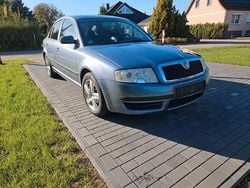 Blau Gebraucht 2006 Skoda Superb Comfort Limousine | 2.499 € (Teuer)
