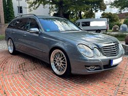 Silber Gebraucht 2007 Mercedes E320 Avantgarde Kombi | 3.690 € (Fairer Preis)