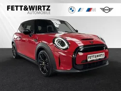 Rot Gebraucht 2021 Mini Cooper Kleinwagen | 16.390 € (Fairer Preis)