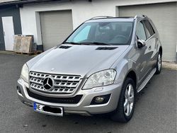 Beige Gebraucht 2008 Mercedes ML320 SUV | 7.850 € (Guter Preis)