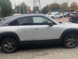 Grau Gebraucht 2021 Mazda MX30 SUV | 12.999 € (Superpreis)