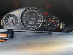 Gebraucht 2006 Mercedes E200 Elegance Limousine | 2.990 € (Fairer Preis)