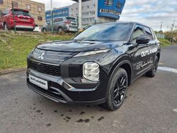 Schwarz Neu 2025 Mitsubishi Outlander P-HEV Basis SUV | 48.190 € (Guter Preis)