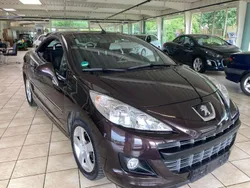 Braun Gebraucht 2013 Peugeot 207 CC Active Cabrio | 7.800 € (Etwas zu teuer)