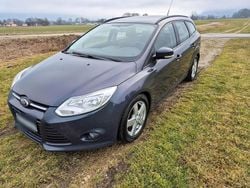 Grau Gebraucht 2013 Ford Focus Kombi | 3.999 € (Guter Preis)