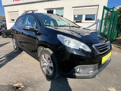 Schwarz Gebraucht 2015 Peugeot 2008 Style SUV | 8.500 € (Fairer Preis)