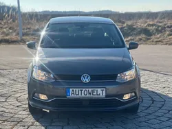 Grau Gebraucht 2015 VW Polo LOUNGE Kleinwagen | 12.999 € (Fairer Preis)