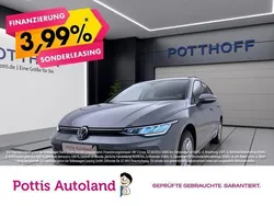 Grau Gebraucht 2024 VW Golf VIII Life Kombi | 23.977 € (Fairer Preis)