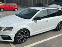 Weiß Gebraucht 2020 Skoda Octavia RS Kombi | 24.000 € (Guter Preis)