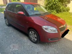 Rot Gebraucht 2009 Skoda Fabia Limousine | 900 € (Guter Preis)