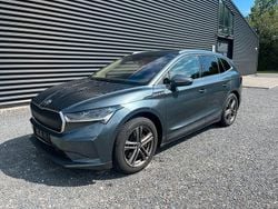 Grau Gebraucht 2021 Skoda Enyaq iV Suite SUV | 16.400 €