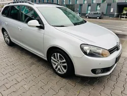 Silber Gebraucht 2011 VW Golf VI Trendline Kombi | 4.200 € (Fairer Preis)