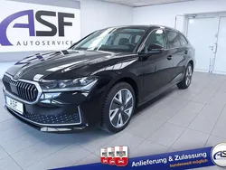 Onyx schwarz Gebraucht 2024 Skoda Superb Selection Kombi | 40.470 € (Superpreis)