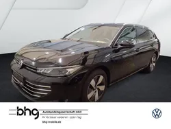 Grenadillschwarz metallic Gebraucht 2025 VW Passat Business Kombi | 33.930 € (Guter Preis)