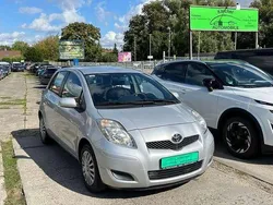 Silber Gebraucht 2011 Toyota Yaris Cool Kleinwagen | 5.490 € (Etwas zu teuer)