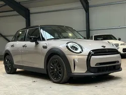 Grau Gebraucht 2021 Mini Cooper Classic Kleinwagen | 18.999 € (Guter Preis)