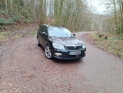 Schwarz Gebraucht 2012 Skoda Octavia RS Kombi | 4.700 € (Superpreis)