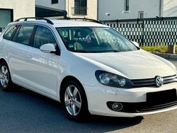 Weiß Gebraucht 2010 VW Golf VI Kombi | 3.990 € (Fairer Preis)