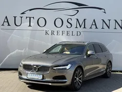 Grau Gebraucht 2021 Volvo V90 Inscription Kombi | 37.950 € (Guter Preis)