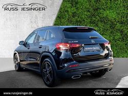 Schwarz Gebraucht 2020 Mercedes GLA200 AMG line SUV | 35.880 € (Teuer)