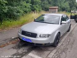Silber Gebraucht 2002 Audi A4 Limousine | 750 € (Guter Preis)