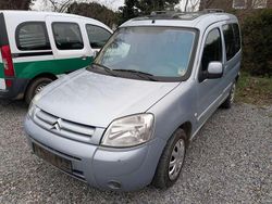 Grau Gebraucht 2004 Citroën Berlingo Van / Kleinbus | 950 € (Guter Preis)