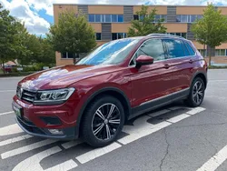 Rot Gebraucht 2018 VW Tiguan Sound SUV | 19.990 € (Superpreis)