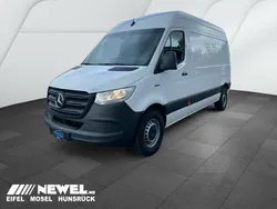 Weiß Gebraucht 2021 Mercedes E-Sprinter Van | 25.490 € (Teuer)
