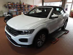 Pure white Gebraucht 2021 VW T-Roc Cabriolet Style Cabrio | 25.400 € (Guter Preis)