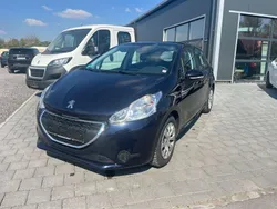 Blau Gebraucht 2015 Peugeot 208 Active Kleinwagen | 5.900 € (Fairer Preis)