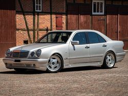 Silber Gebraucht 1996 Mercedes E420 Limousine | 14.900 €