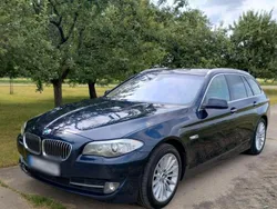 Blau Gebraucht 2013 BMW 530 Kombi | 12.690 € (Guter Preis)