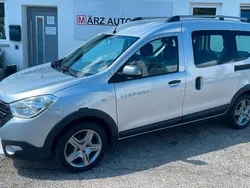 Grau Gebraucht 2020 Dacia Dokker Stepway Van | 14.990 € (Fairer Preis)