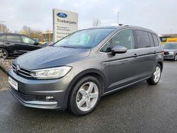 Grau Gebraucht 2020 VW Touran Highline Van / Kleinbus | 27.990 € (Fairer Preis)
