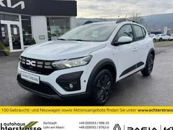 Arktisweiß Gebraucht 2025 Dacia Sandero Expression Kleinwagen | 17.750 € (Fairer Preis)