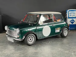 Grün Gebraucht 2025 Mini Cooper Classic Kleinwagen | 19.900 €