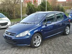 Blau metallic Gebraucht 2004 Peugeot 307 Premium Limousine | 2.590 € (Etwas zu teuer)