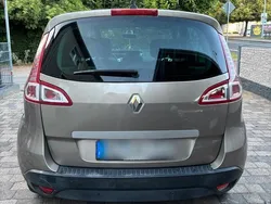 Gold Gebraucht 2010 Renault Scénic III Van / Kleinbus | 3.000 € (Superpreis)