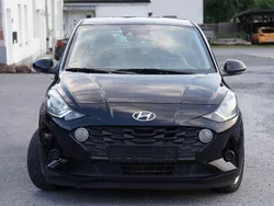 Schwarz Gebraucht 2023 Hyundai i10 Kleinwagen | 15.900 € (Etwas zu teuer)
