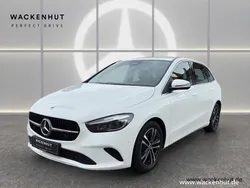 Weiss Gebraucht 2024 Mercedes B200 Advanced Van / Kleinbus | 34.460 € (Etwas zu teuer)