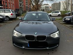 Grau Gebraucht 2015 BMW 116 Kleinwagen | 7.500 € (Guter Preis)