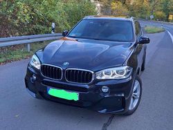 Blau Gebraucht 2016 BMW X5 SUV | 31.000 € (Guter Preis)