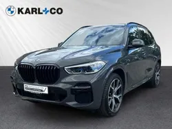 Grau Gebraucht 2022 BMW X5 M Sport SUV | 63.488 € (Fairer Preis)