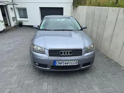 Silber Gebraucht 2004 Audi A3 Attraction Limousine | 2.600 € (Fairer Preis)