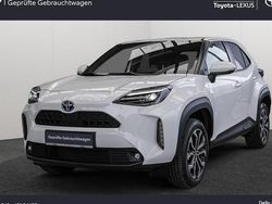 Weiß Gebraucht 2022 Toyota Yaris Cross Team SUV | 23.490 € (Fairer Preis)