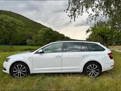 Weiß Gebraucht 2019 Skoda Octavia Kombi | 18.500 € (Etwas zu teuer)