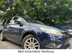 Blau Gebraucht 2010 Ford Focus Ghia Kombi | 3.990 € (Fairer Preis)
