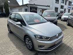 Silber Gebraucht 2017 VW Golf VII Sound Limousine | 16.490 € (Fairer Preis)