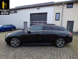 Schwarz Gebraucht 2024 Mercedes CLA200 Shooting Brake AMG Line Premium Plus Kombi | 34.990 €
